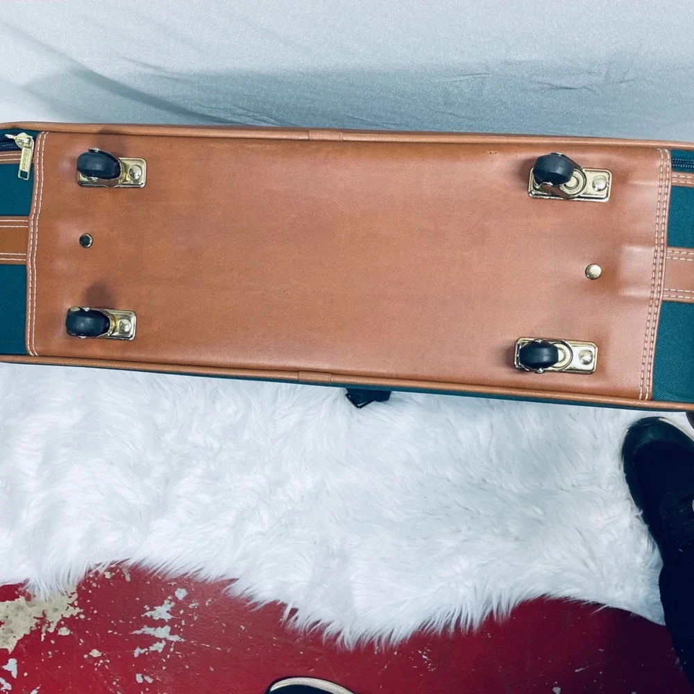 Jaguar Rolling Suitcase Green Canvas Faux Leather Large Vintage Bag